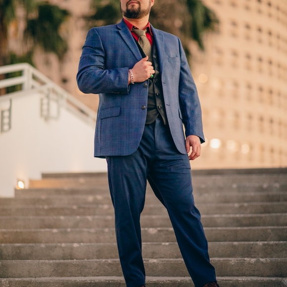 Meet your Posher, Michael - Picture 3 of 4